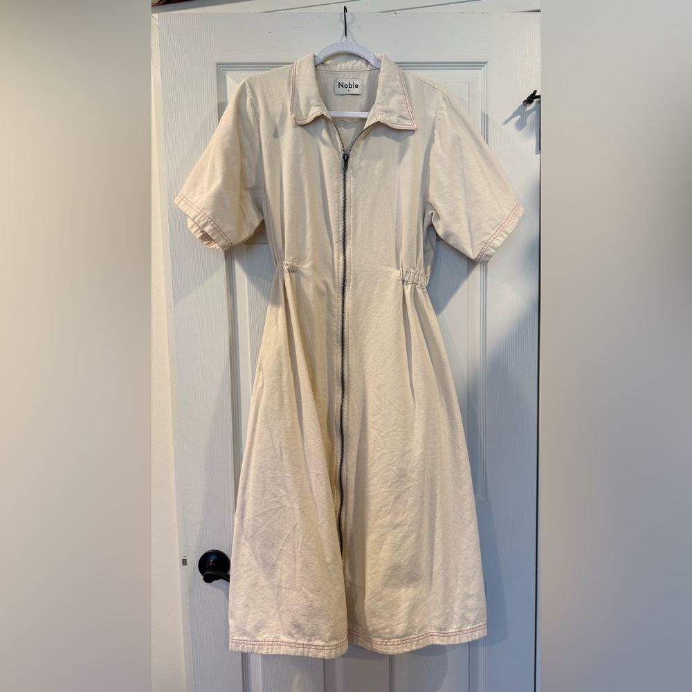 Noble Long Utility Dress in Oat Milk - Size M - Picture 4 of 5